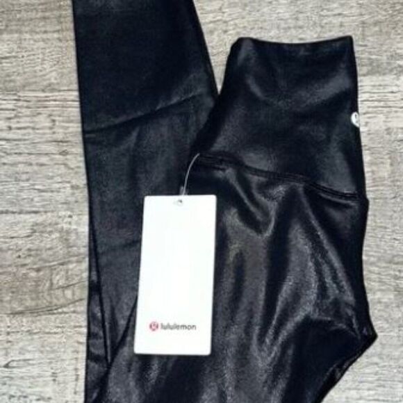 NWT lululemon Wunder Train HR Tight 28" Foil- Radiant Foil Black - Picture 3 of 5